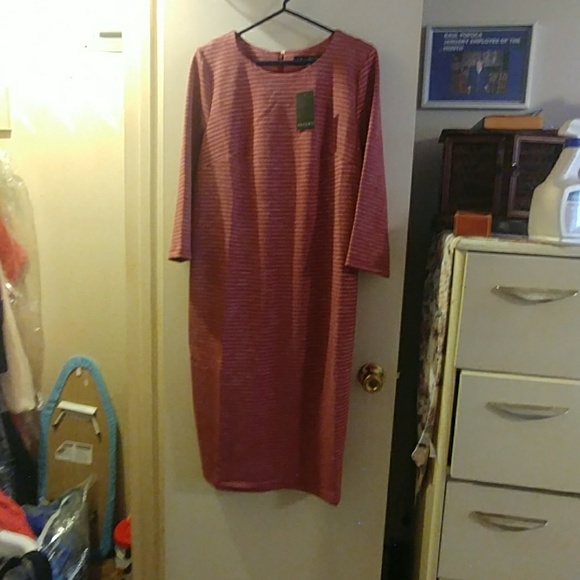 Red striped dress - Picture 4 of 4